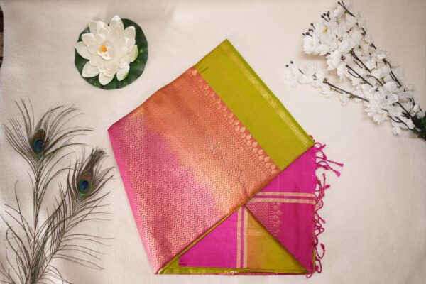Pure Kanchipuram Handloom 100% Silk Saree-ParrotGreenPink