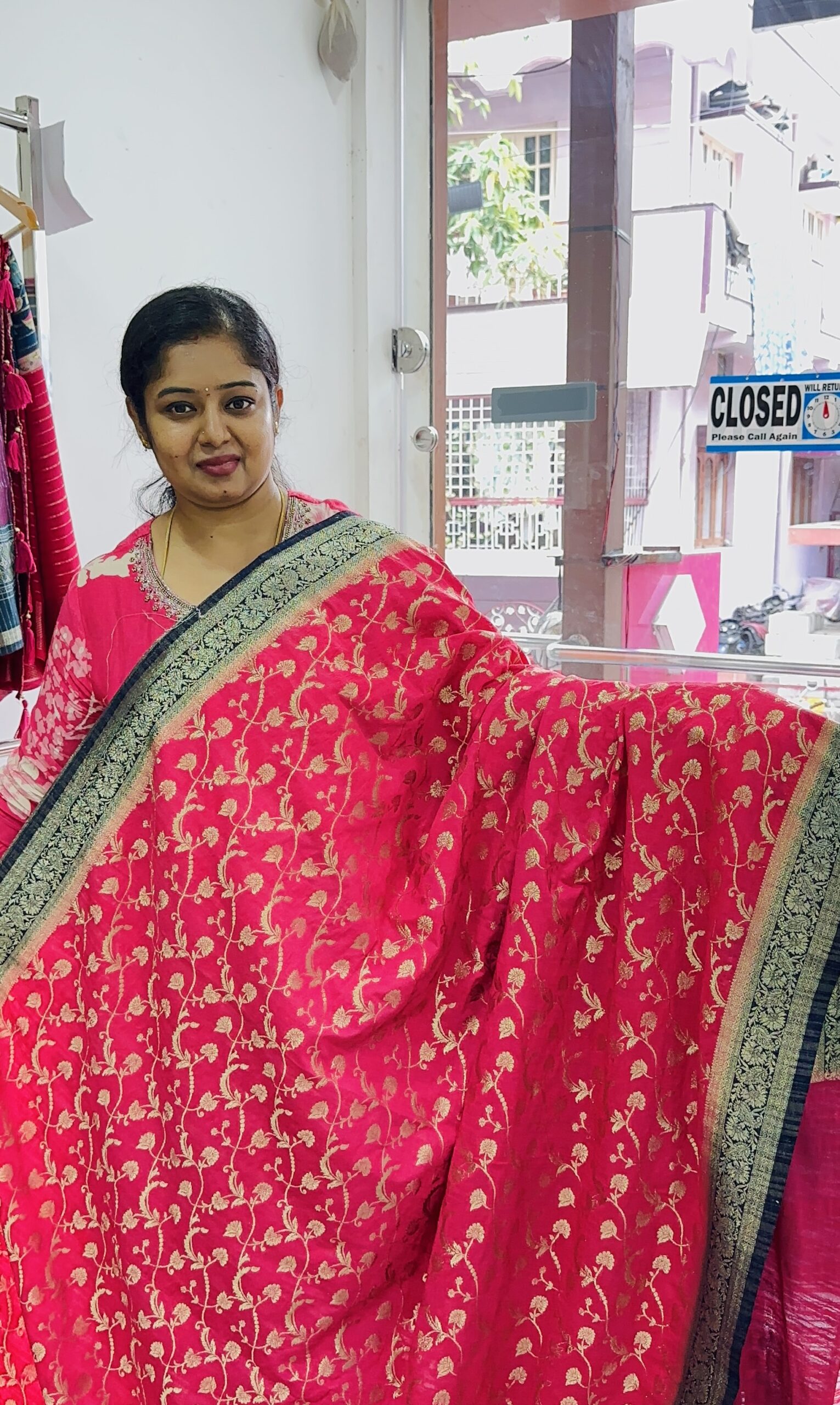 Bananas Georgette ( Pink) - AS0258 - Image 3